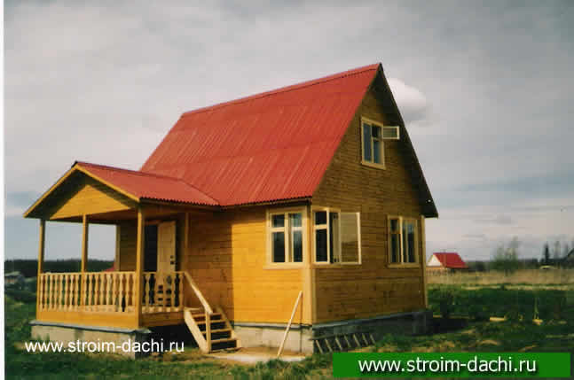 маленький загородный дом с террасой